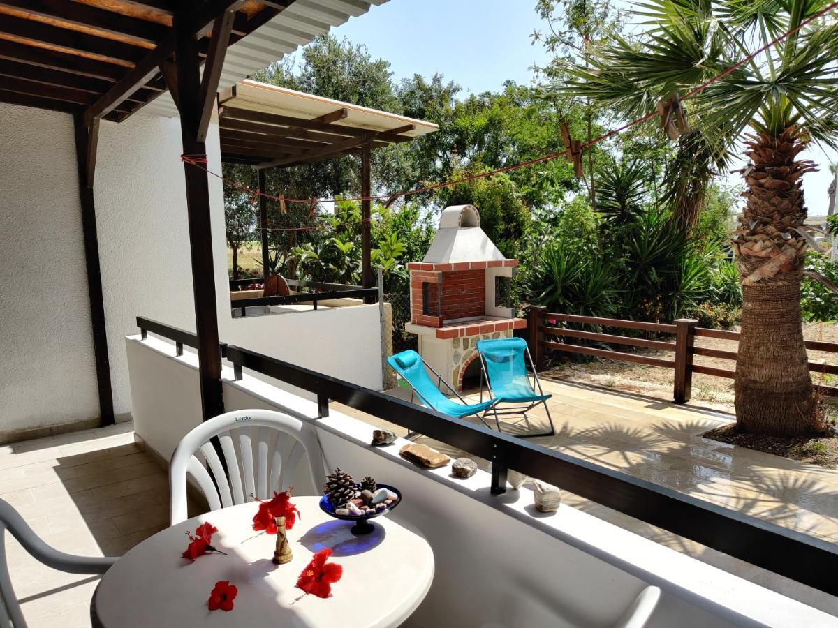 Palm Garden Paradise เปร์โวเลีย ภายนอก รูปภาพ